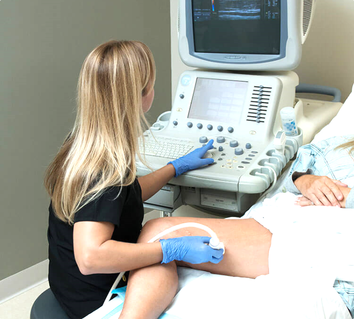 Doppler Ultrasound procedure at DCDC Dubai Healthcare City